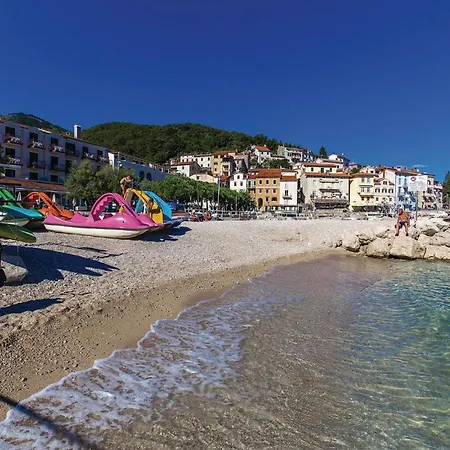 Holiday home In With House Sea View Moscenicka Draga