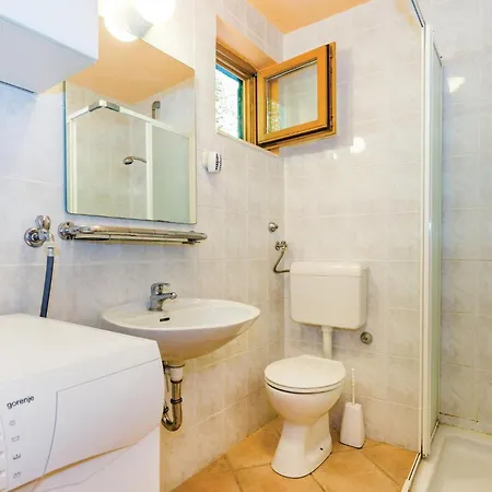 In With House Sea View Moscenicka Draga