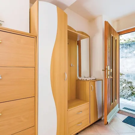 In With House Sea View * Moscenicka Draga