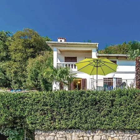 Holiday home In With House Sea View *