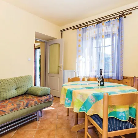 Holiday home In With House Sea View Moscenicka Draga