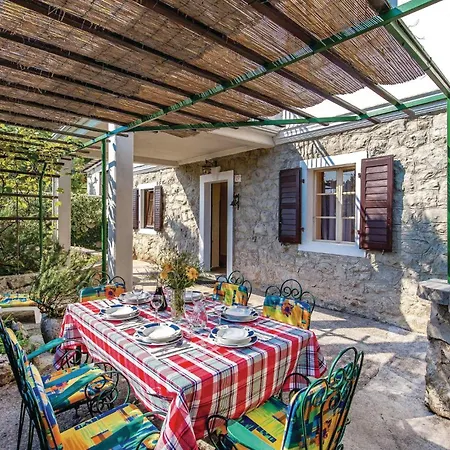 Holiday home In With House Sea View *