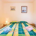 Pet Friendly In Holiday home
